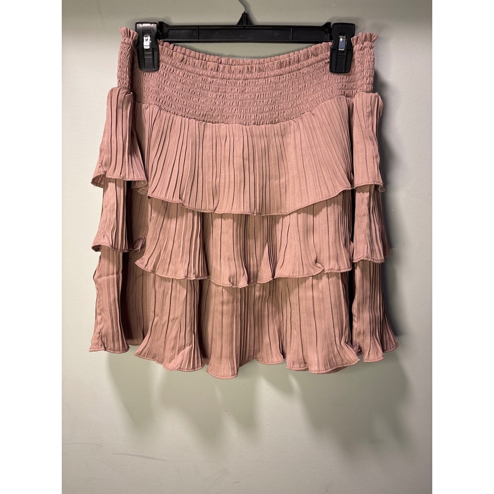 Easel Los Angeles Dusty Pink Pleated Mini Skirt Smocked Waist Ruffle Tiered